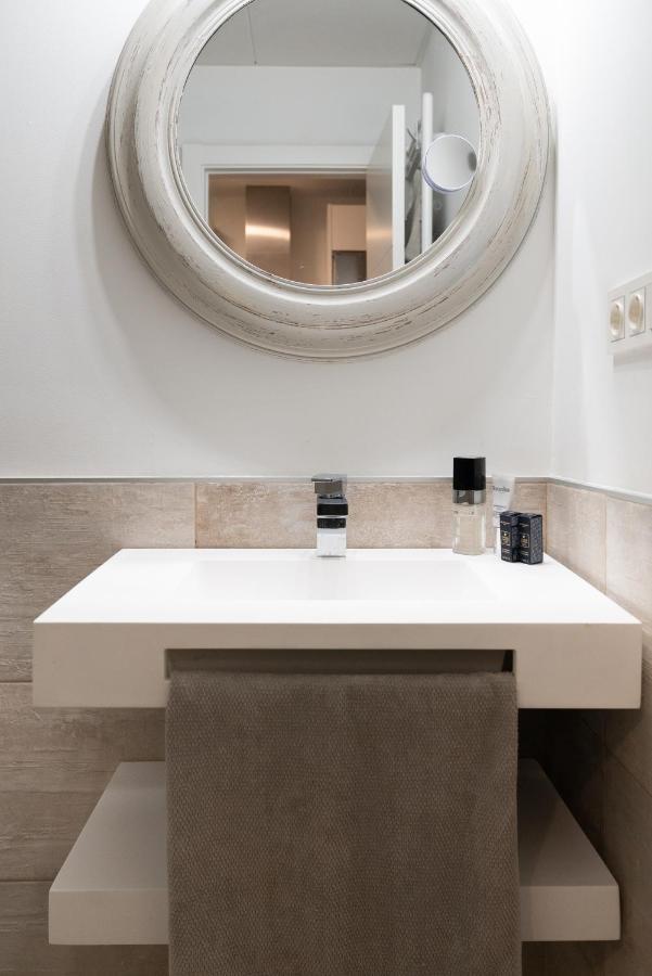 Апартаменты Apartamento De Lujo En Plaza Del Teatro Малага Экстерьер фото
